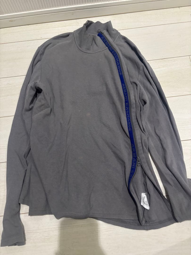 あおばくん着用 ARMANI 斜めジップ 変形 カットソー