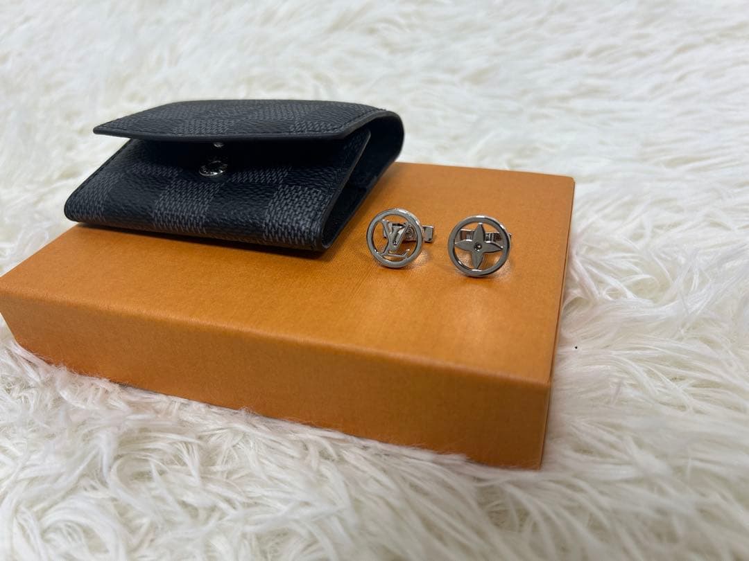 Louis Vuitton シルバー カフリンクス