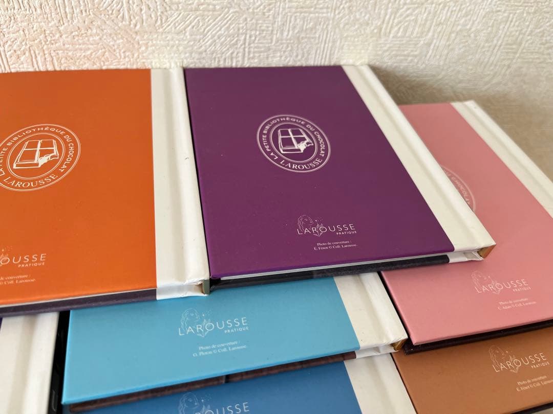 チョコ　レシピ　本　スイーツ　製菓　パティシエ　　お菓子作り　インテリア