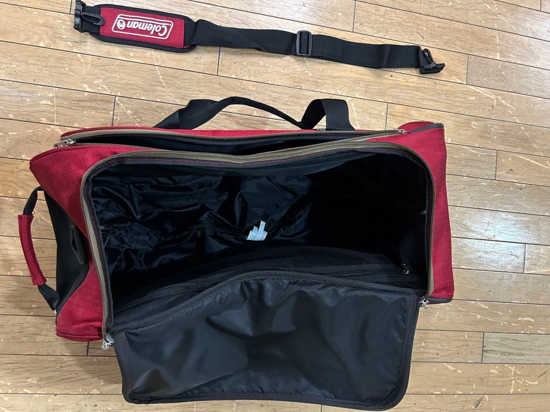 coleman キャリーケース 赤