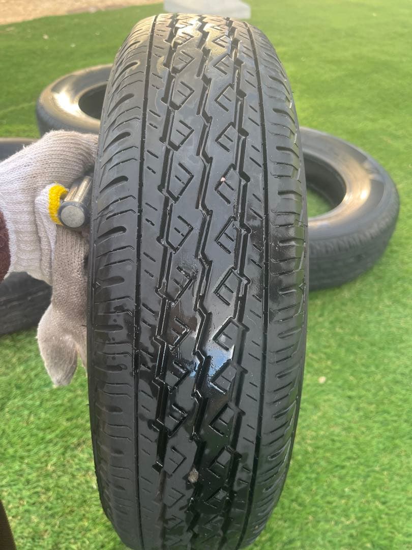 (送料込み)ブリヂストンK370 145/80R12LT 4本 2023製