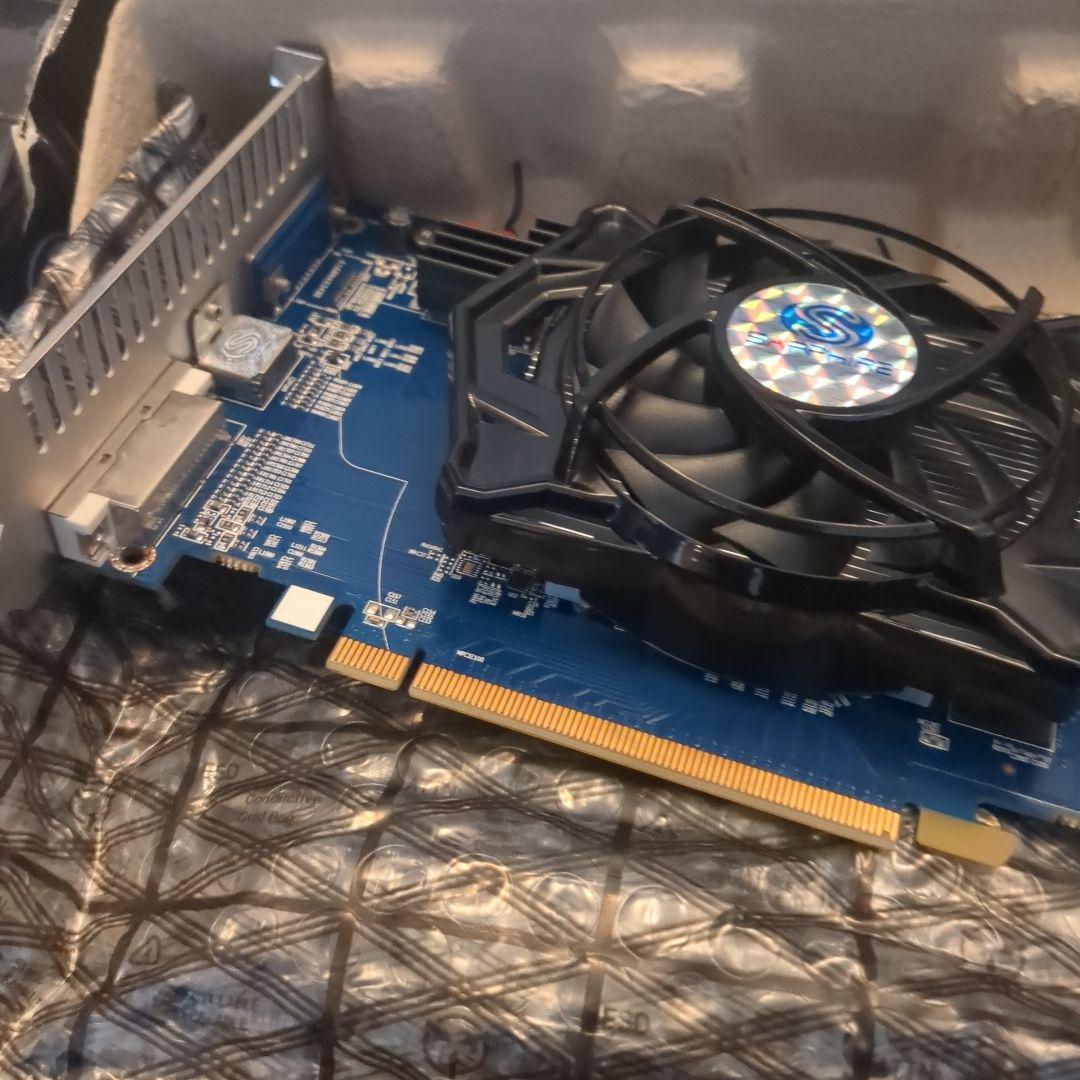 【ジャンク】​【変態マザー2枚＋HD5670他】LGA775保守パーツ豪華セット