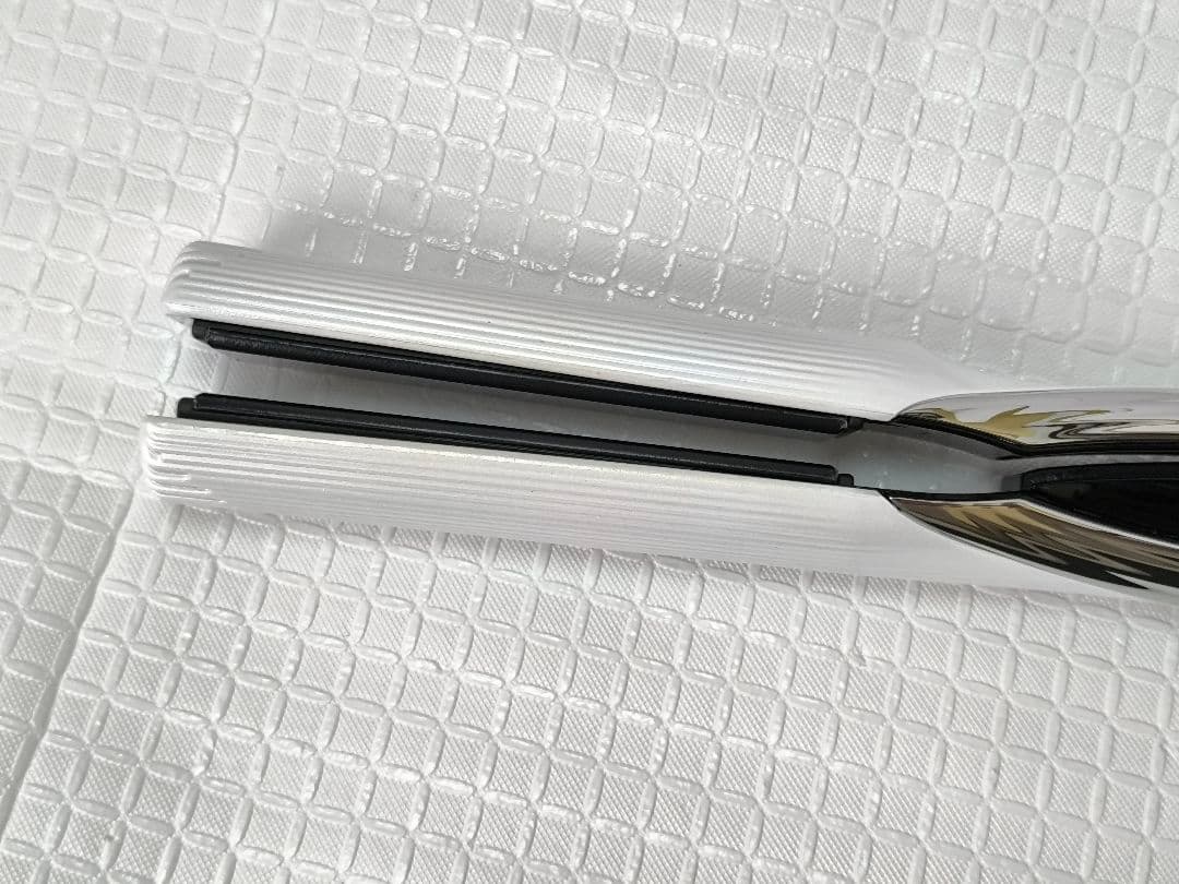 正規品　ReFaリファ ビューテック ストレートアイロン　3