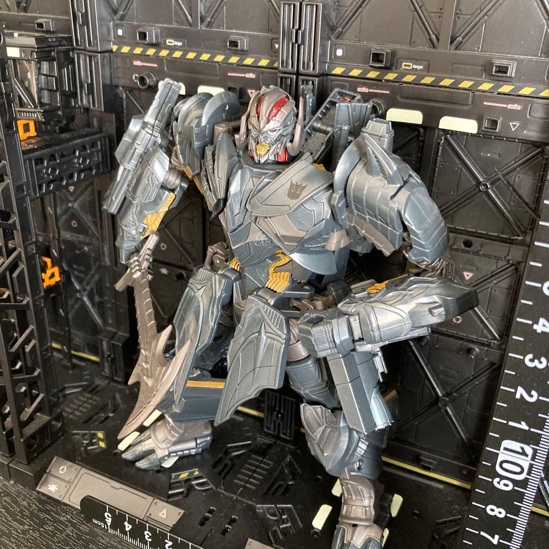 メガトロン トランスフォーマー　最後の騎士王　海外版　ハズブロ