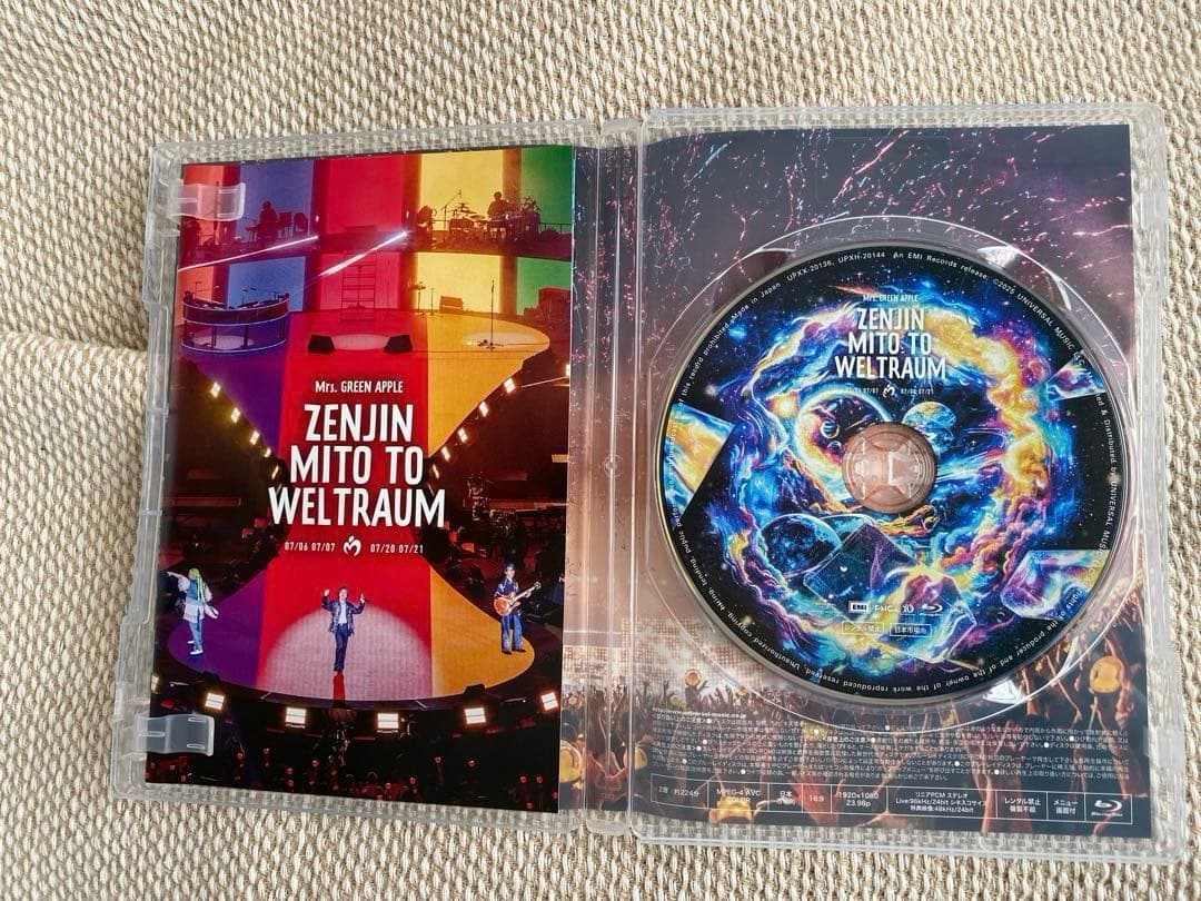 Mr. GREEN APPLE Blu-rayとCD2枚
