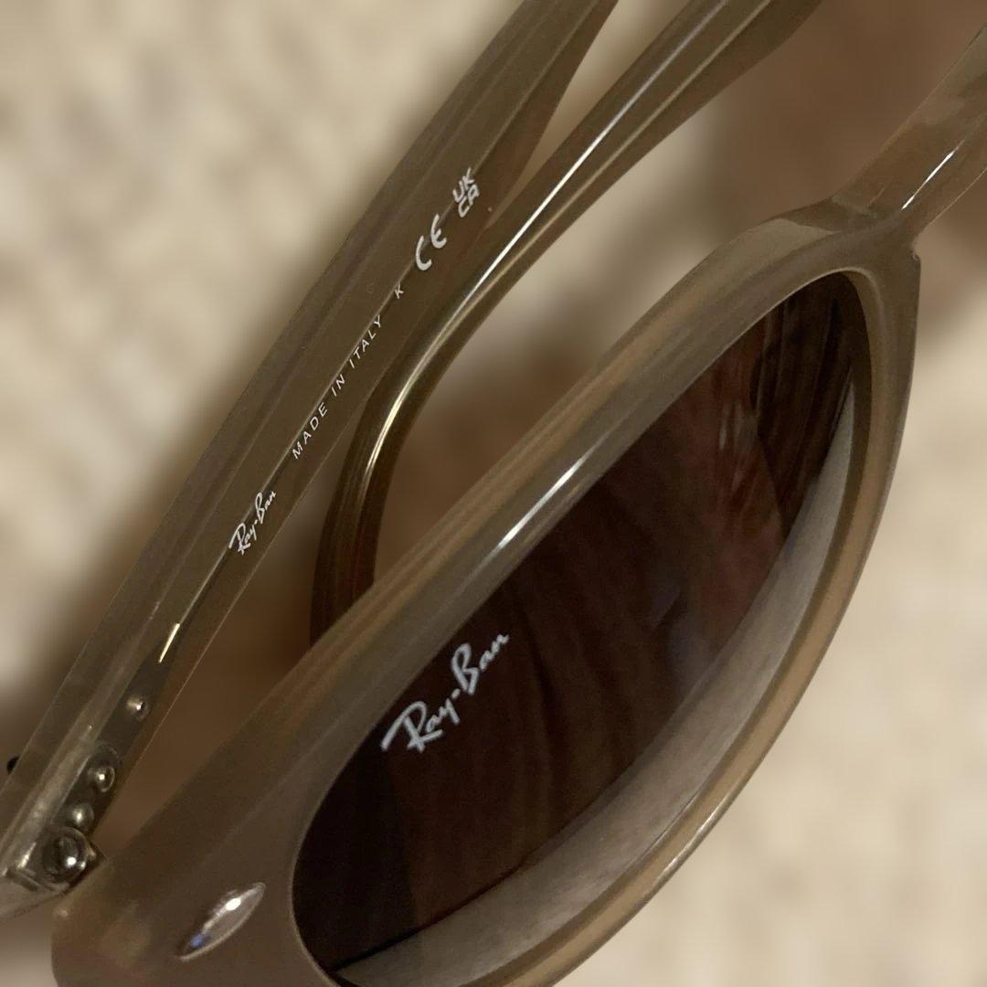 Ray-Ban サングラス形：ボストン　男女兼用イタリア製