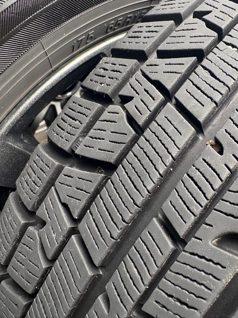 175/65R15 スタッドレスタイヤ•アルミホイールセット