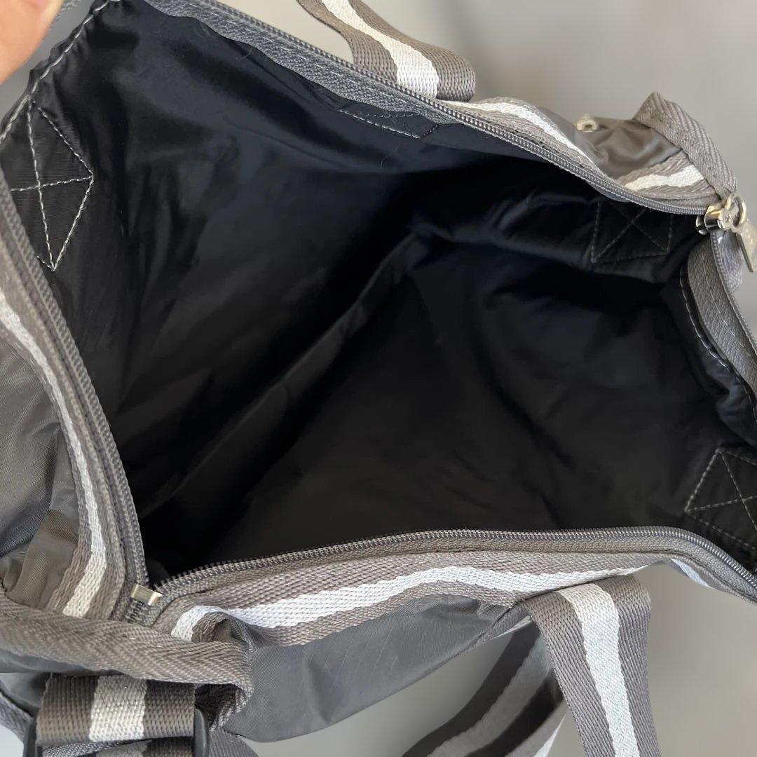 LeSportsacレスポートサック　2WAYのショルダーバッグ グレー