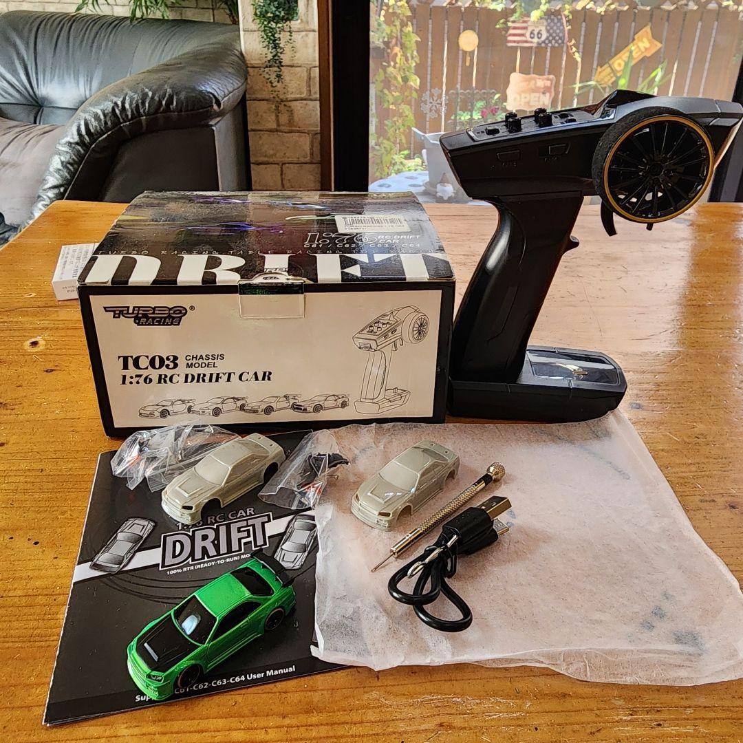 ホビーラジコン TURBO RACING 1/76 C64 RC DRIFT CAR