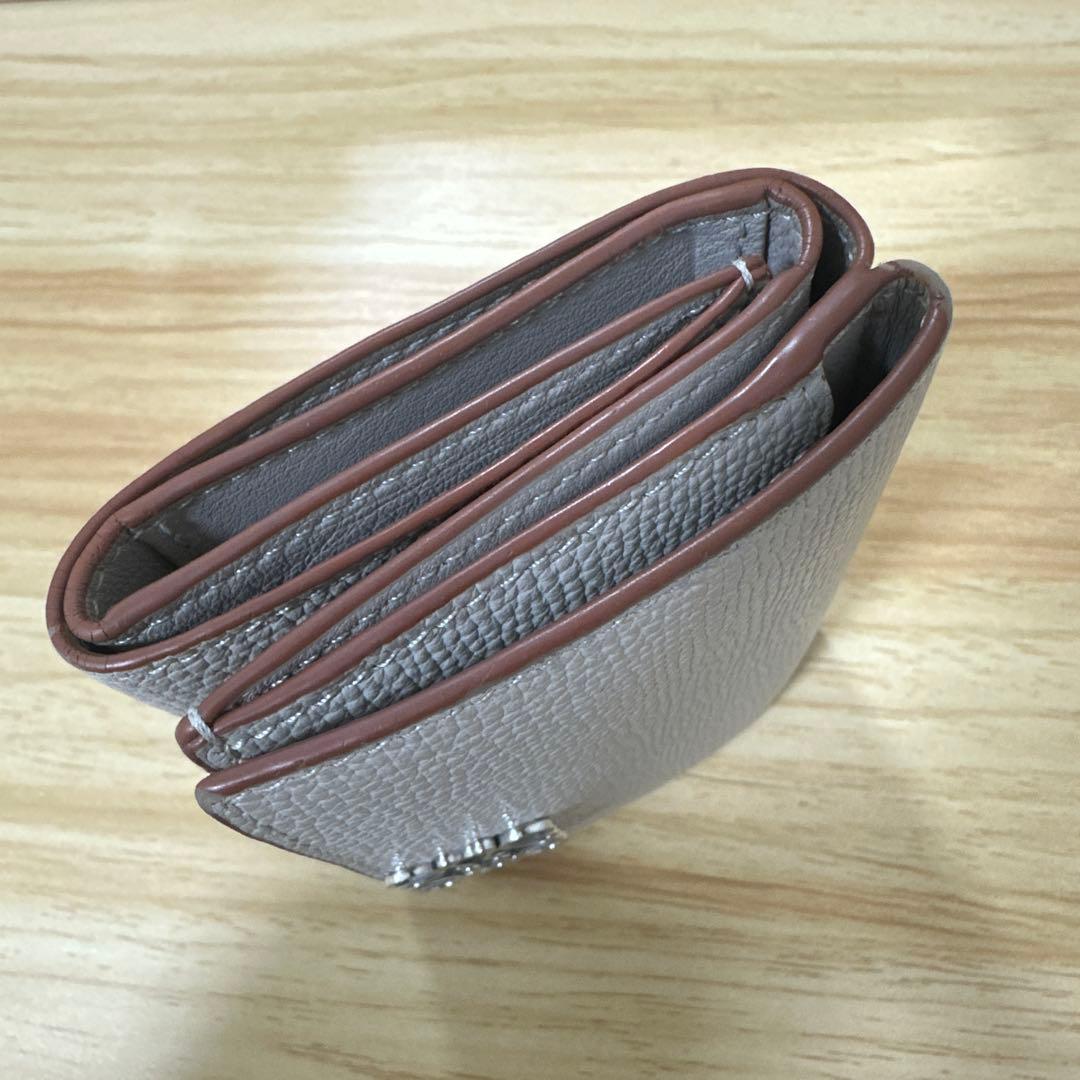 LOEWE 三つ折り財布 ライトグレー