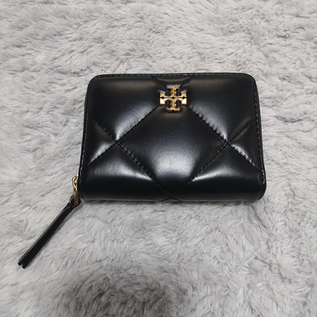 トリーバーチTORYBURCH　ブラックレザー ダイヤモンドキルト　財布　レザー