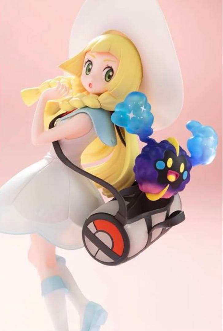 【新品・未開封】ポケモンセンターオリジナル リーリエ＆コスモッグ