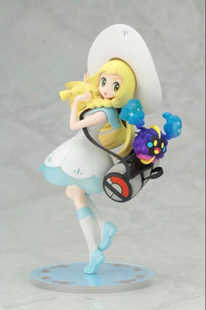 【新品・未開封】ポケモンセンターオリジナル リーリエ＆コスモッグ