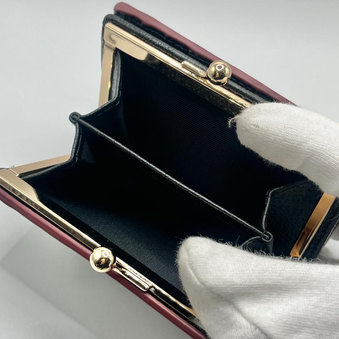 未使用 Vivienne Westwood 新品 がま口 折財布 黒 シンプル