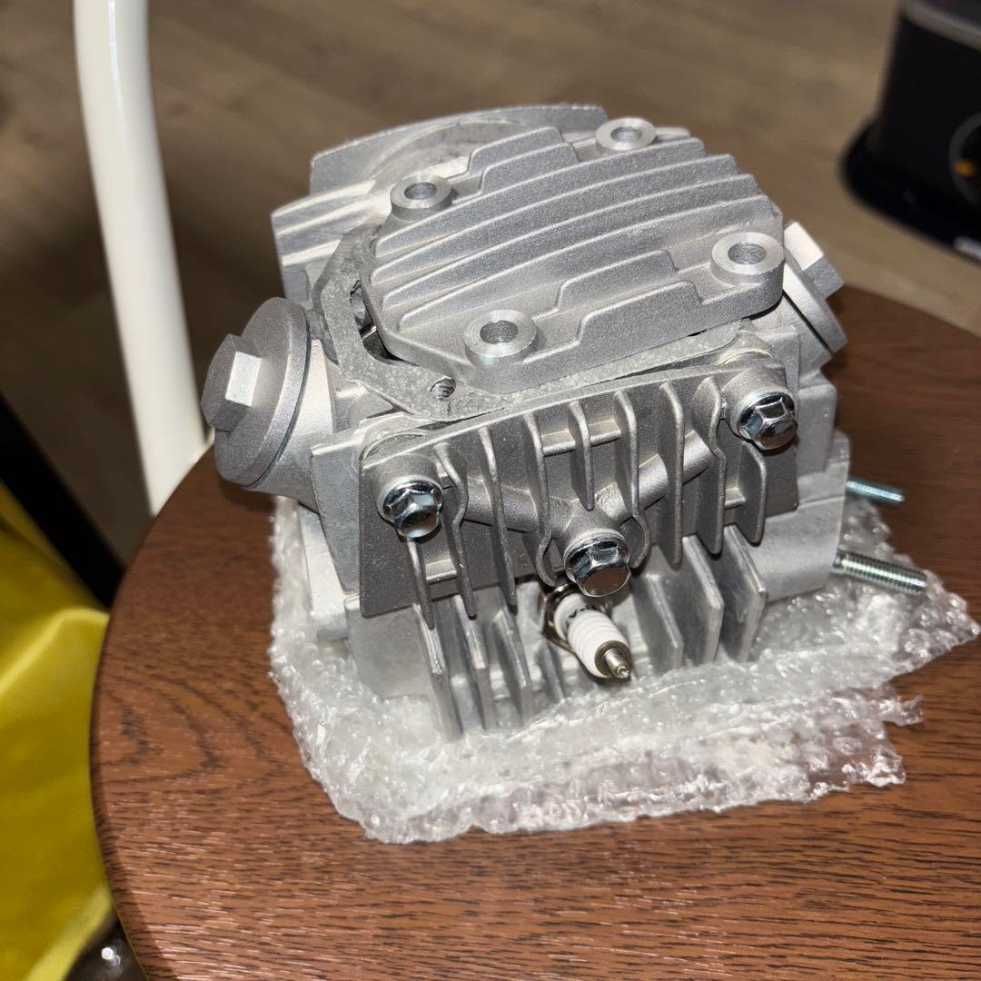 スーパーカブ　アルミ シリンダーヘッド 冷却フィン付き
