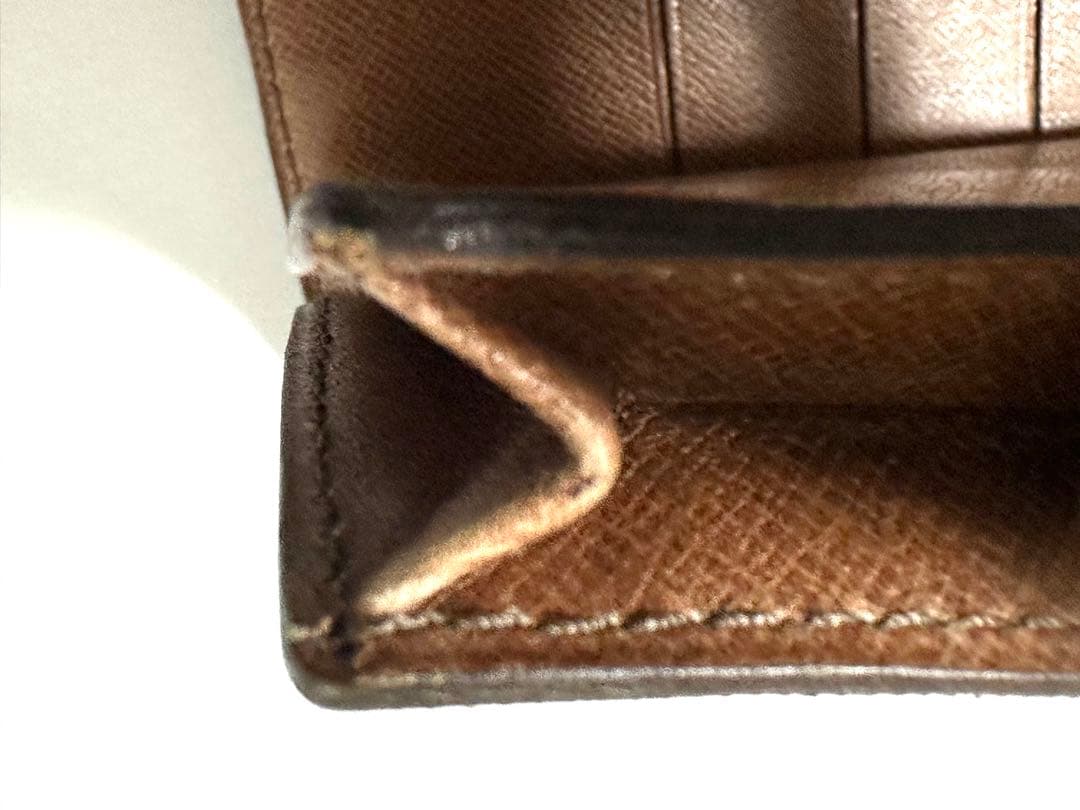 Louis Vuitton モノグラム 二つ折り財布　ヴィテージ　傷あり