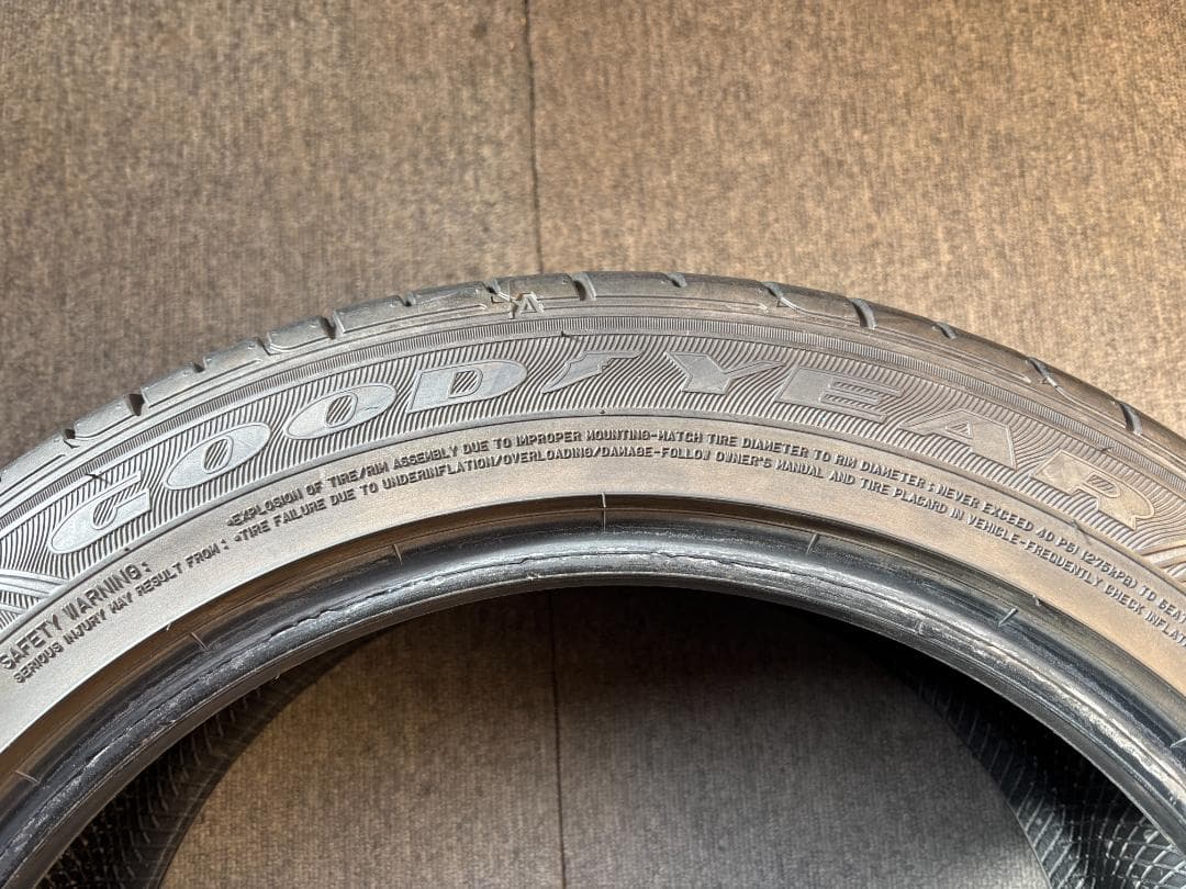 ①T-671【超バリ山】GOOD YEAR！215/50R17 95V！