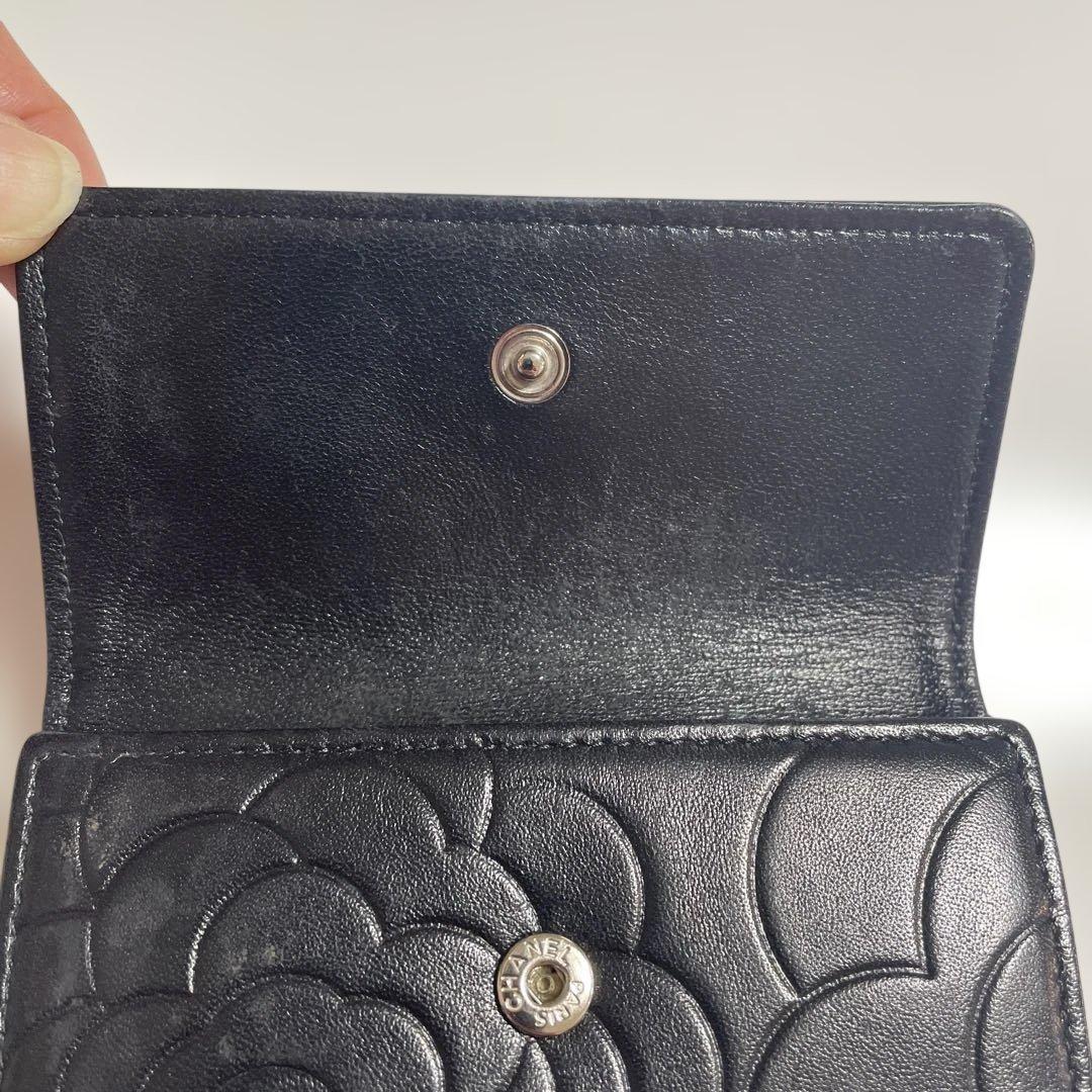 CHANEL シャネル　二つ折り財布　カメリア　ブラック