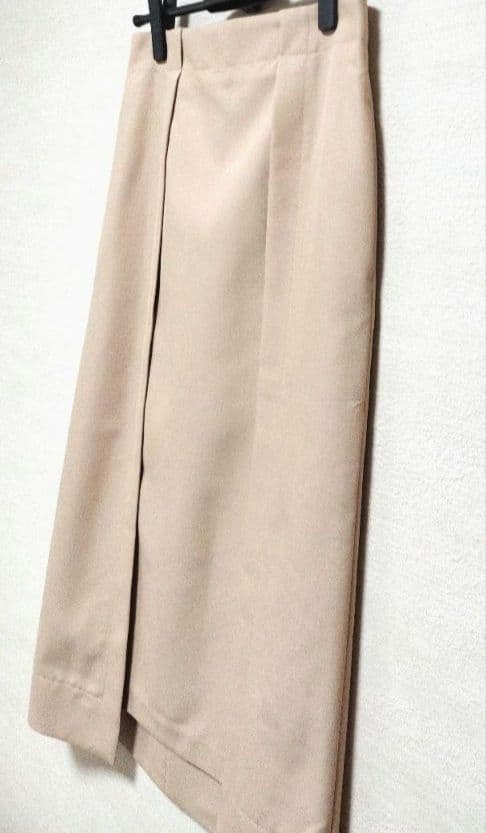 じゅんめり様　新品　ebure　フロントサイドベンツデザインロングタイトスカート
