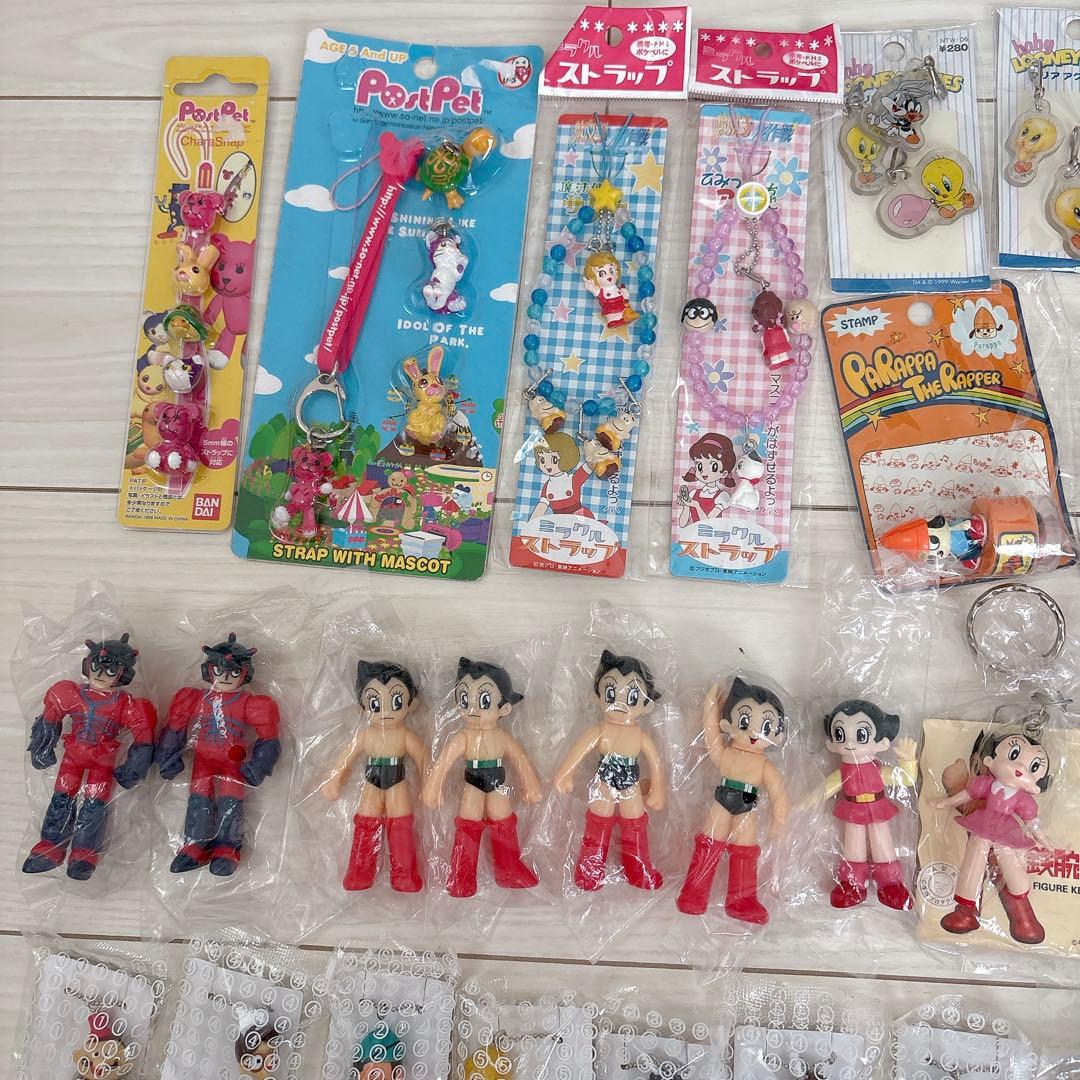 【まとめ売り】平成レトロ♡キャラクターストラップ