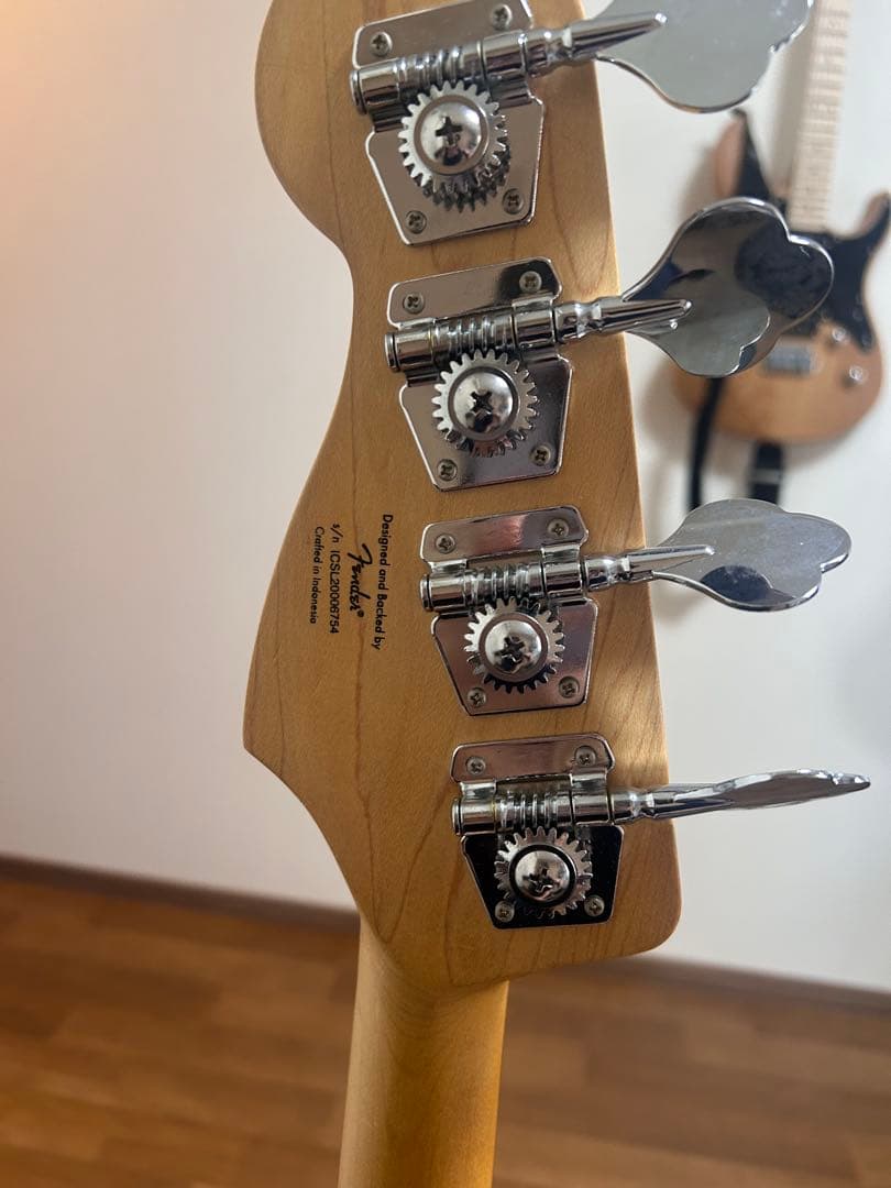 【最安値】Squier Affinity Series™ Jazz Bass®
