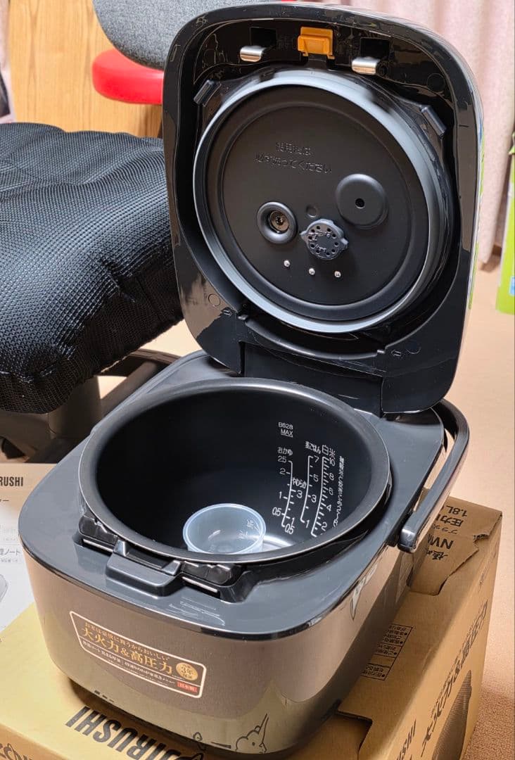 Zojirushi 圧力IH NW-CA18-BA 黒 炊飯器 1.8L 10合