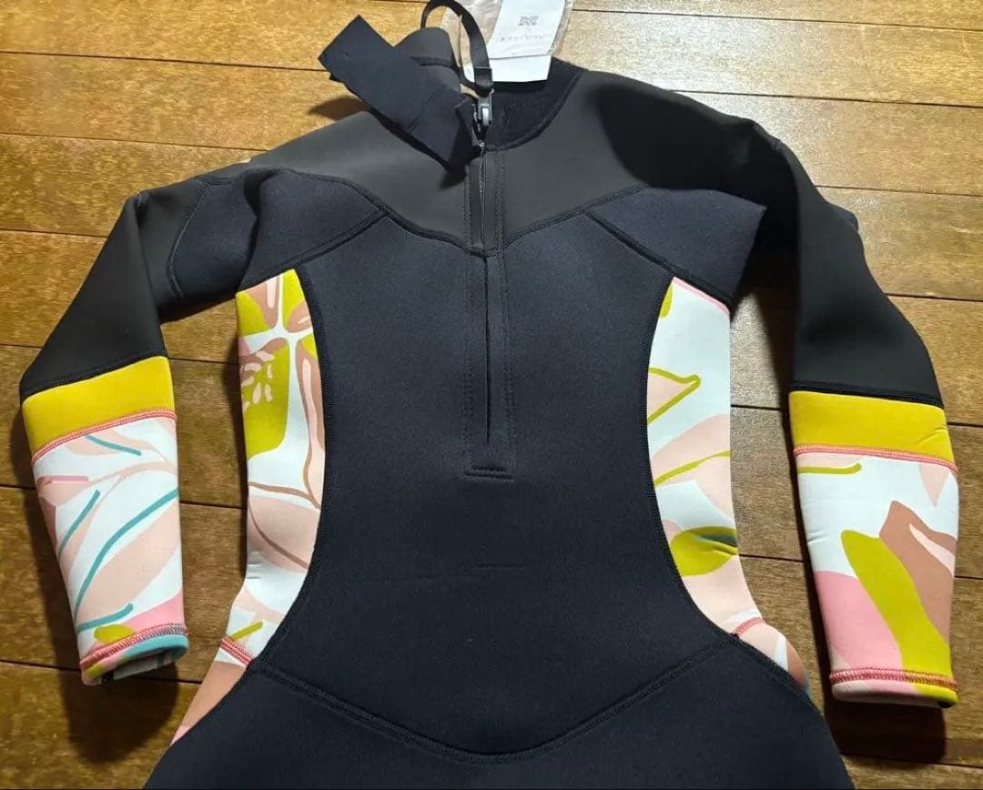 【新品 】ROXY ロキシー ウェット　フルスーツS 女性用　送料込み　最終値下