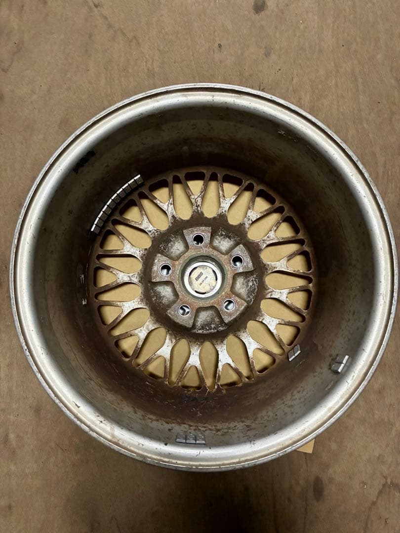R32 純正オプション　ホイールGTR BBS 16インチRG069 1ページ