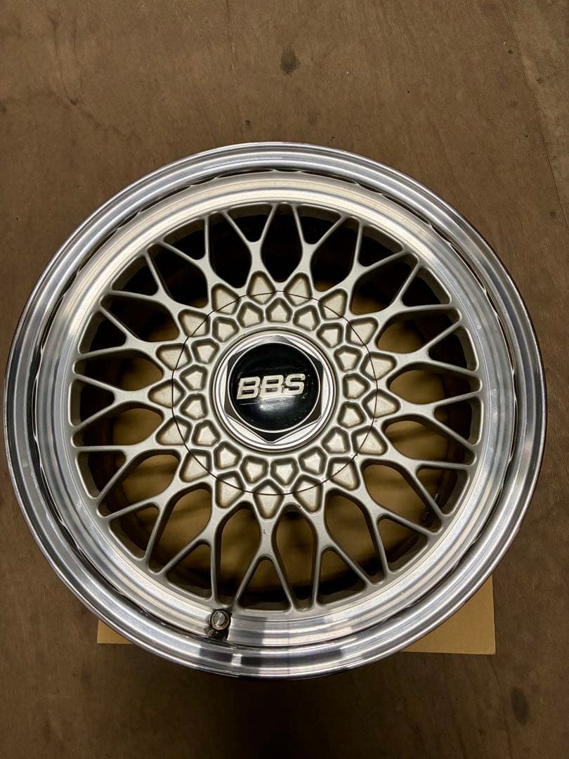 R32 純正オプション　ホイールGTR BBS 16インチRG069 1ページ