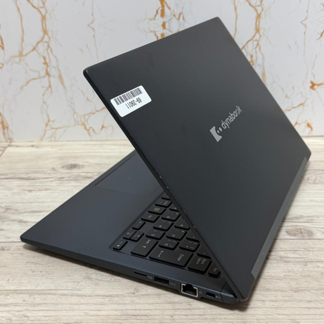 dynabook G83HU 第11世代i5 16GB SSD25 オフィス搭載
