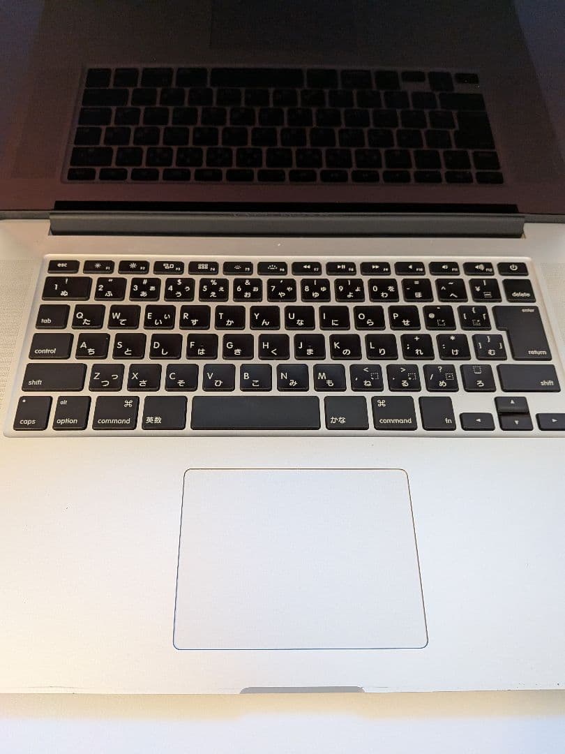 macbook pro 15インチ