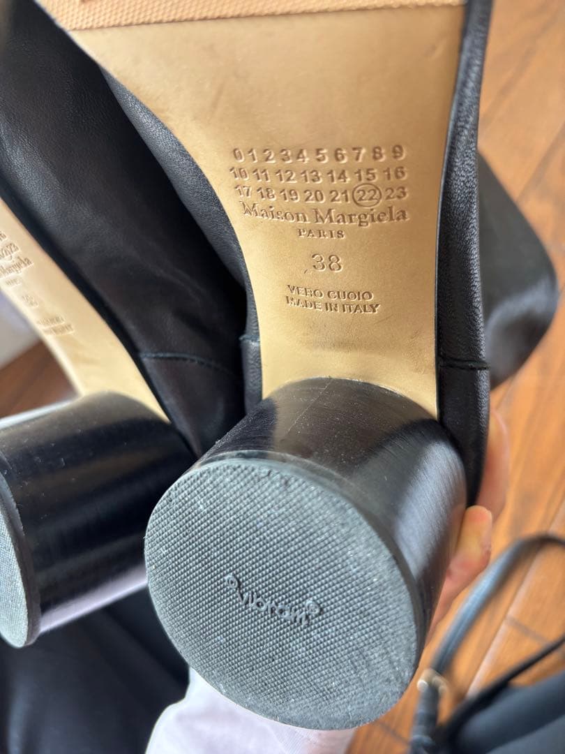 【美品】Maison Margiela ブラック レザーブーツ　38
