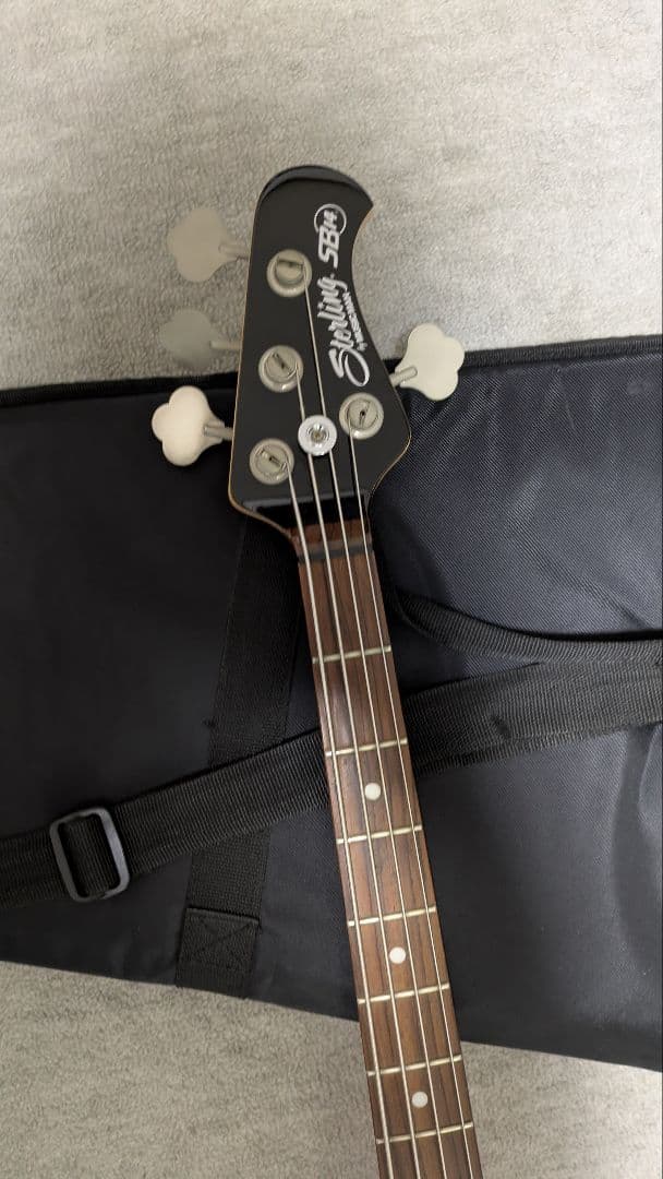 ル*0様 Sterling by Music Man sb14
