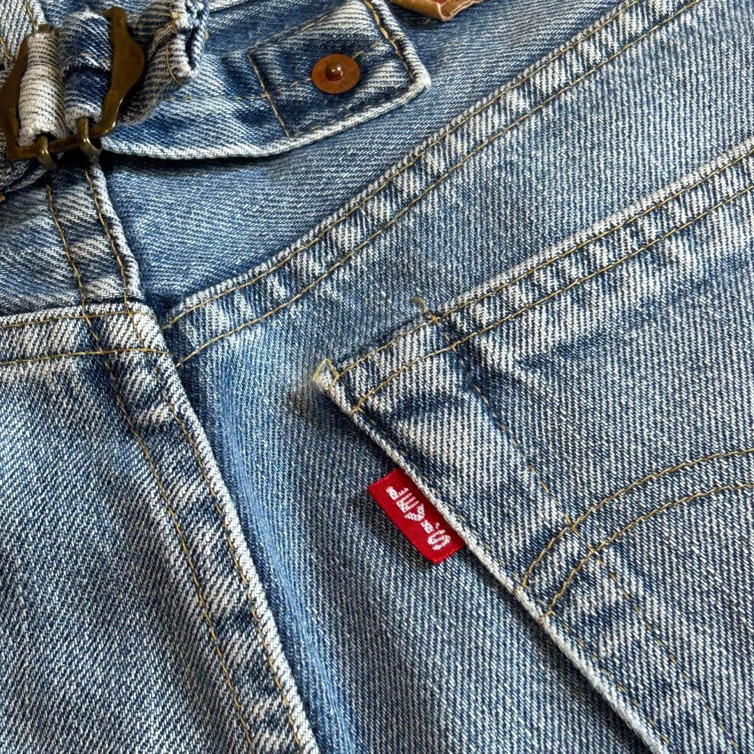 Levi'sリーバイスW701xx ジーンズ　デニムパンツ　モンローモデル27㌅