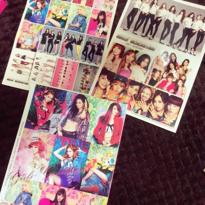少女時代 4TH ALBUM   CD1枚.シール2枚.Photo Book