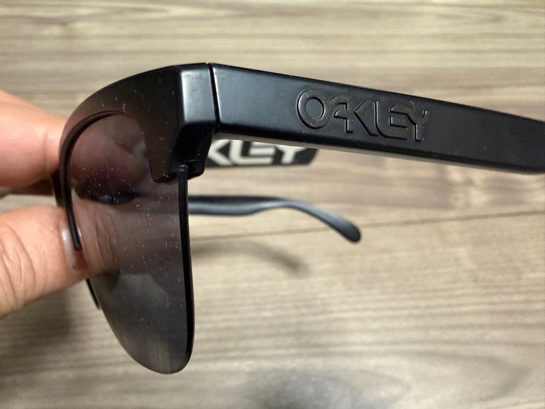 中古! Oakley Frogskins Lite マットブラック サングラス
