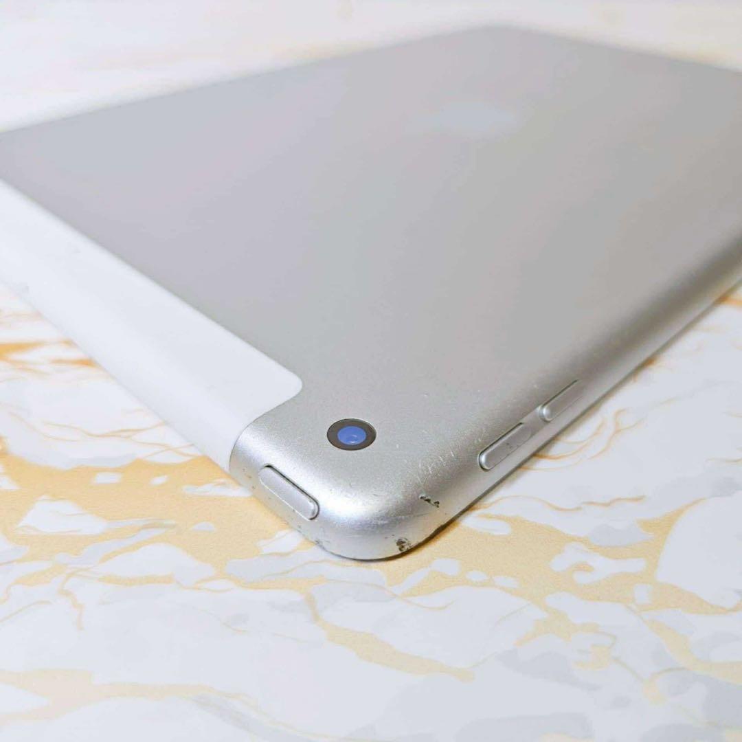 iPad 第8世代 セルラー 32GB BT92% + キーボード