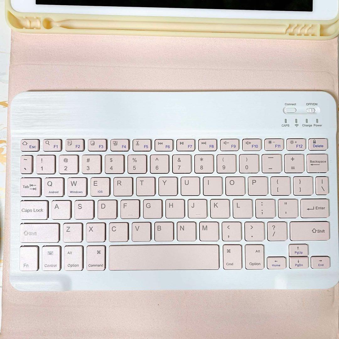 iPad 第8世代 セルラー 32GB BT92% + キーボード