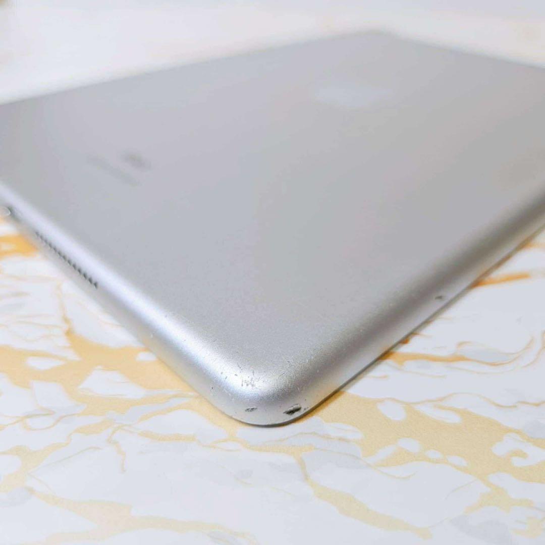iPad 第8世代 セルラー 32GB BT92% + キーボード