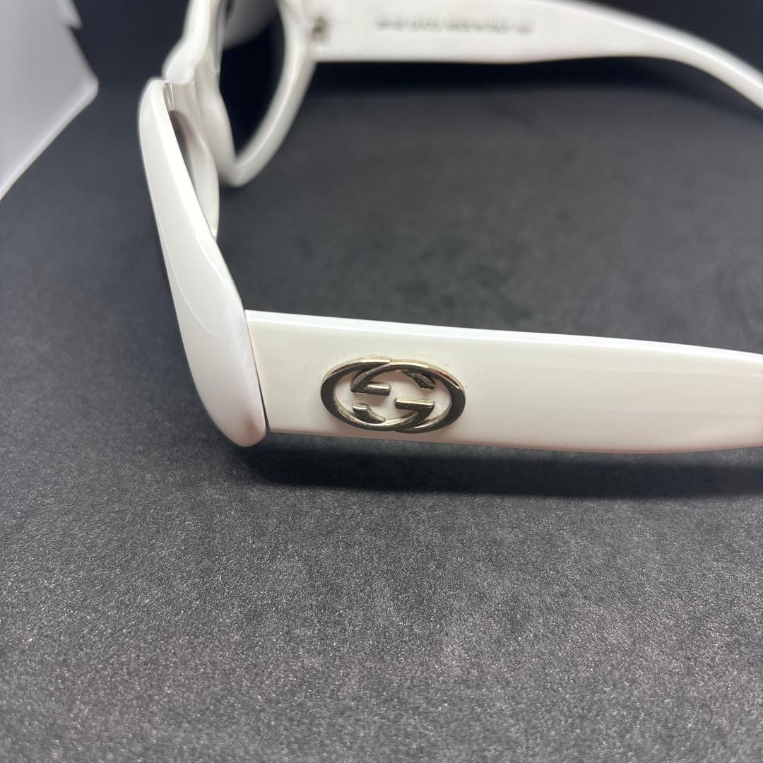 な*ん様 美品　GUCCI カートコバーン オーバルサングラス 白　グッチ
