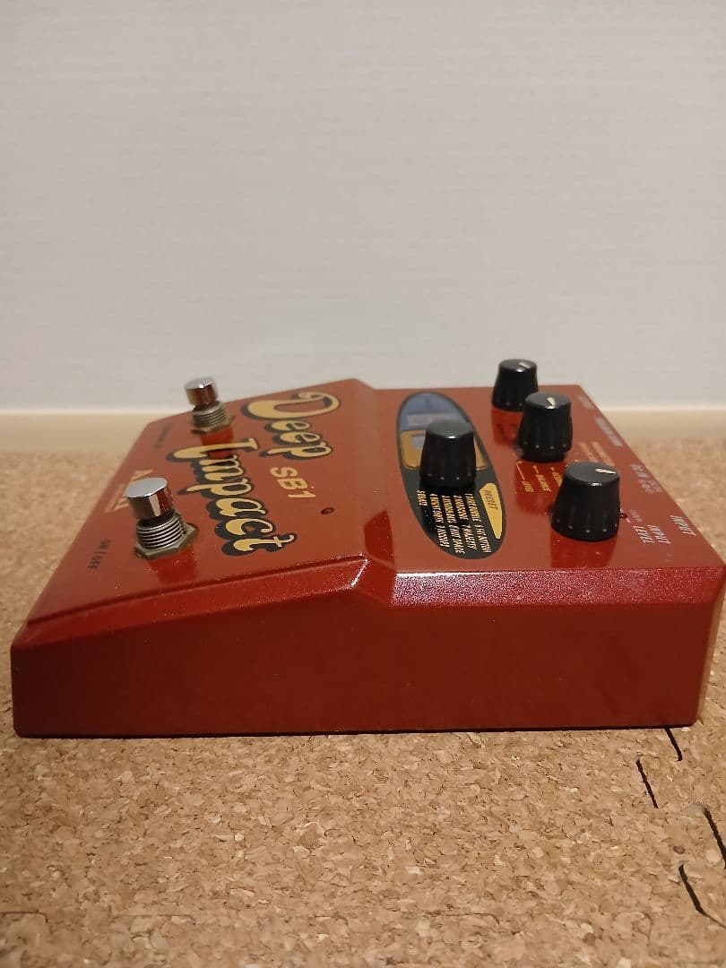 AKAI Deep Impact SB1 ベースエフェクター