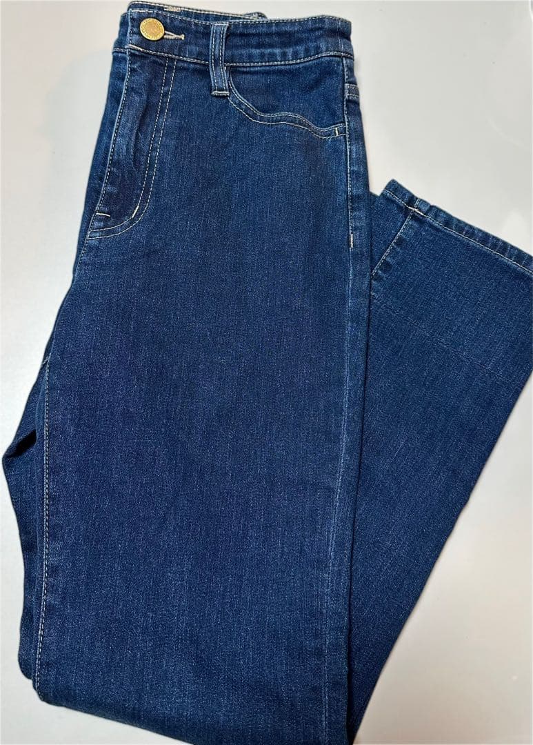 BLUE LABEL CRESTBRIDGEストレッチデニムストレートパンツ34