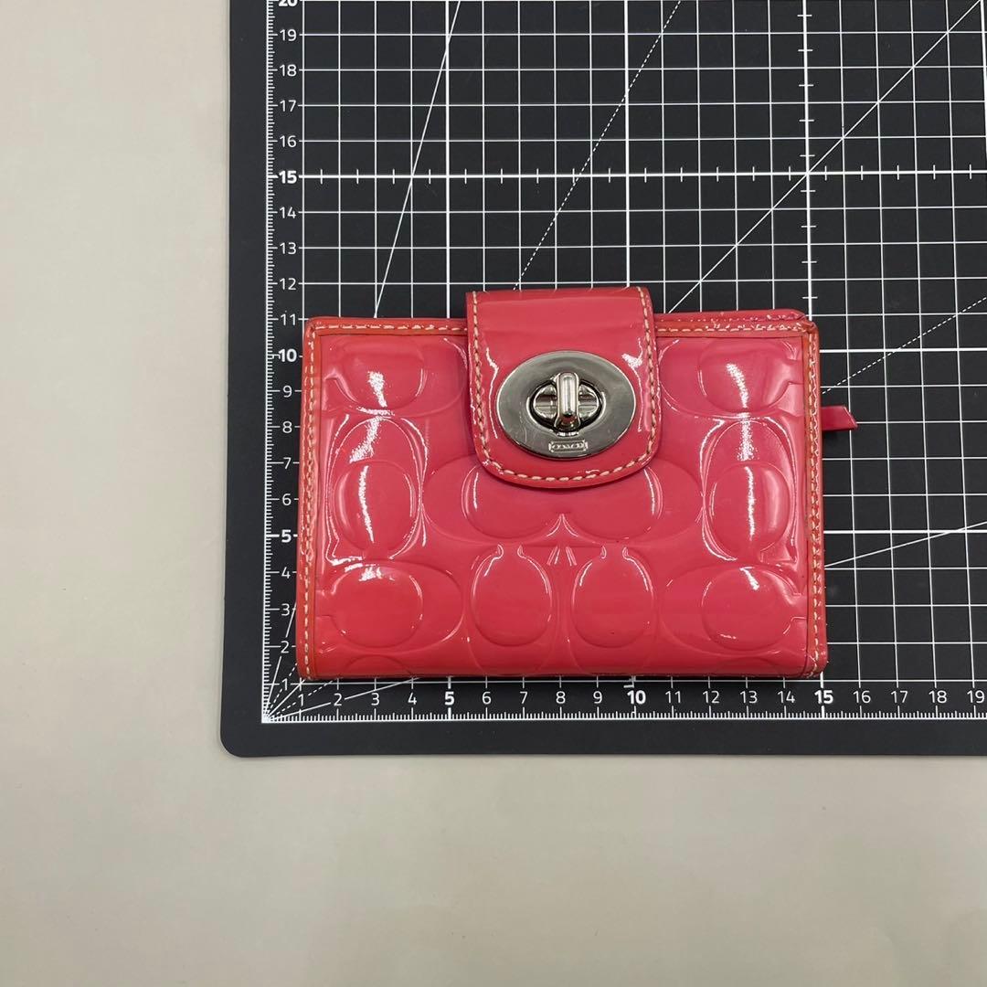 小物 Coach Signature Turnlock Bifold Wallet