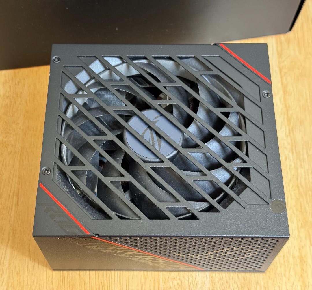 ASUS ROG STRIX 650W GOLD 電源ユニット