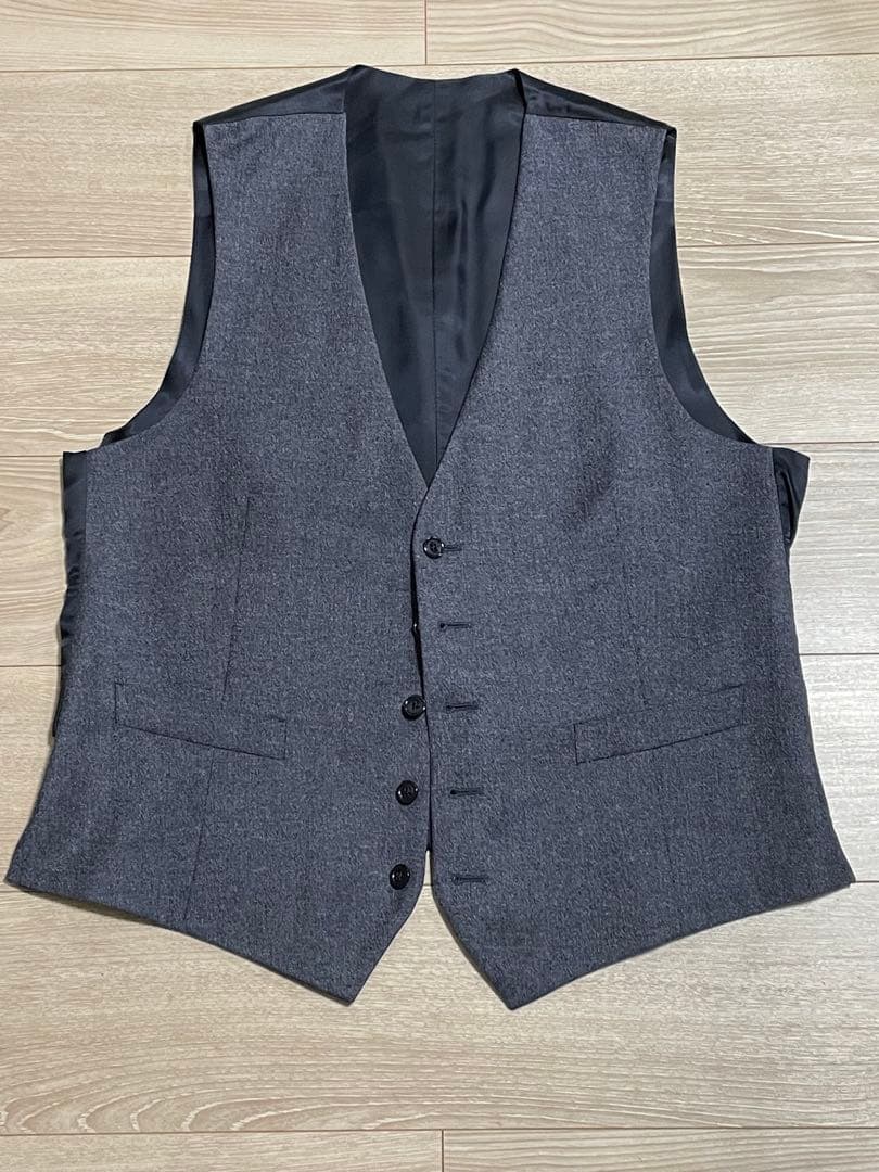 や*す様 ラルディーニLARDINI ベストジレ 50 美品