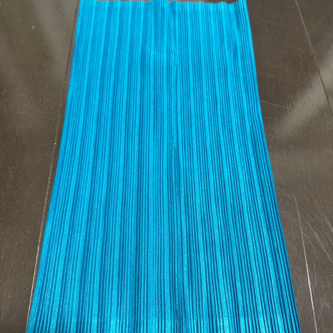 ✨【極美品】ISSEY MIYAKE PLEATS PLEASEネックウォーマー