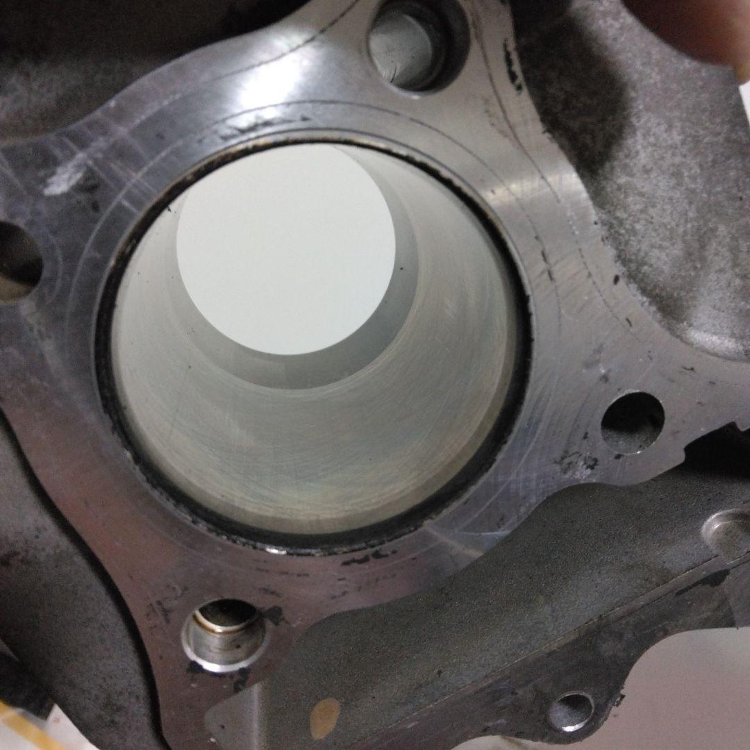 アドレスV125G、V125S用純正シリンダー、ピストン