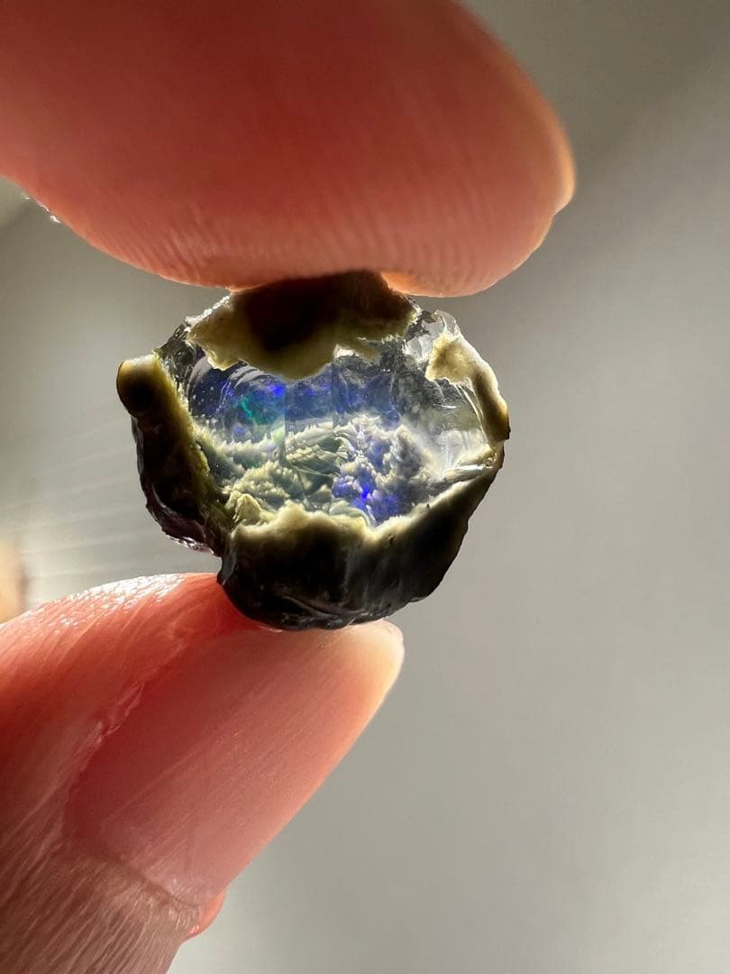 【最上級品】国産鉱物　福島県宝坂産　ノーブルオパール