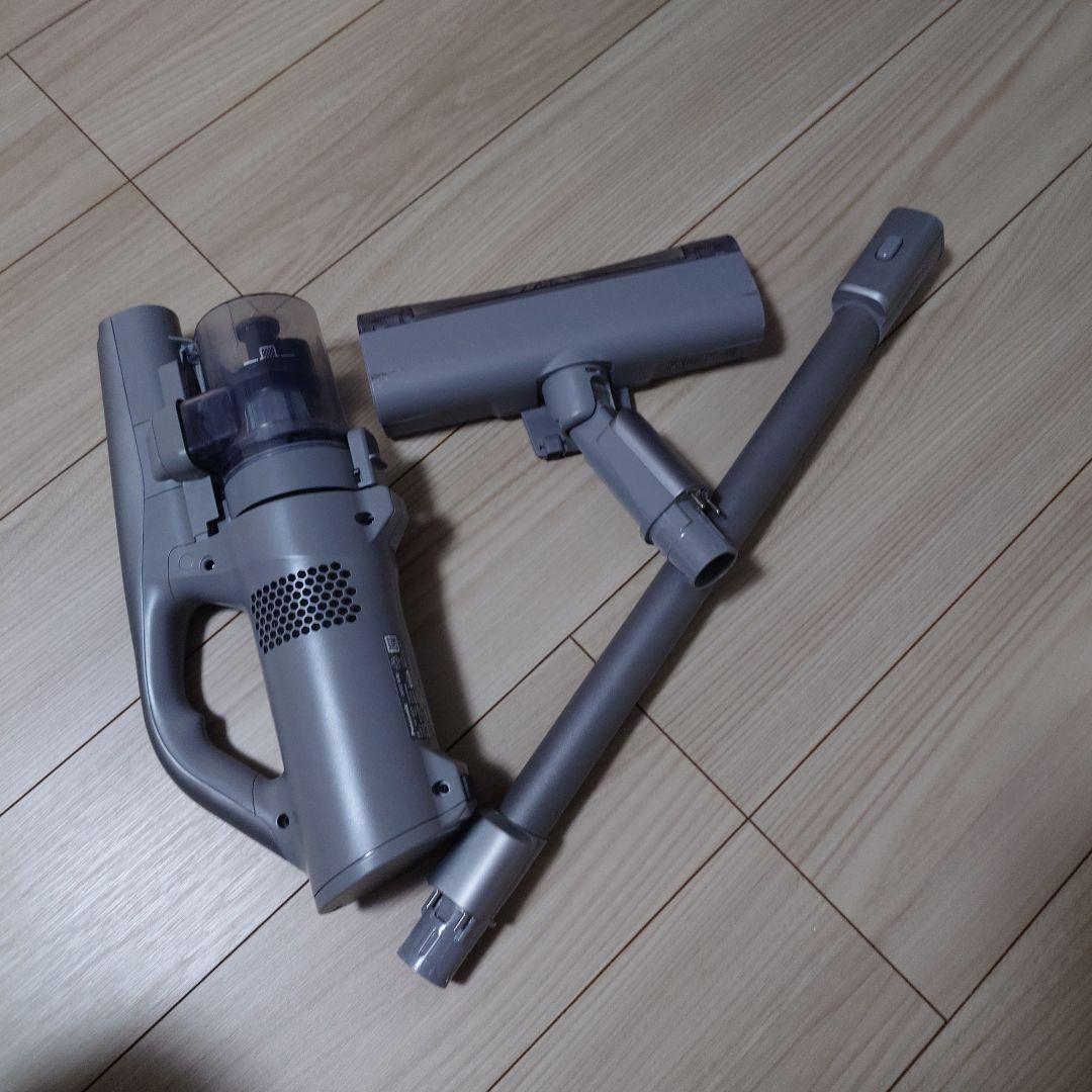 今日だけ値下げ　Panasonic　充電式掃除機　MC-SB 52K