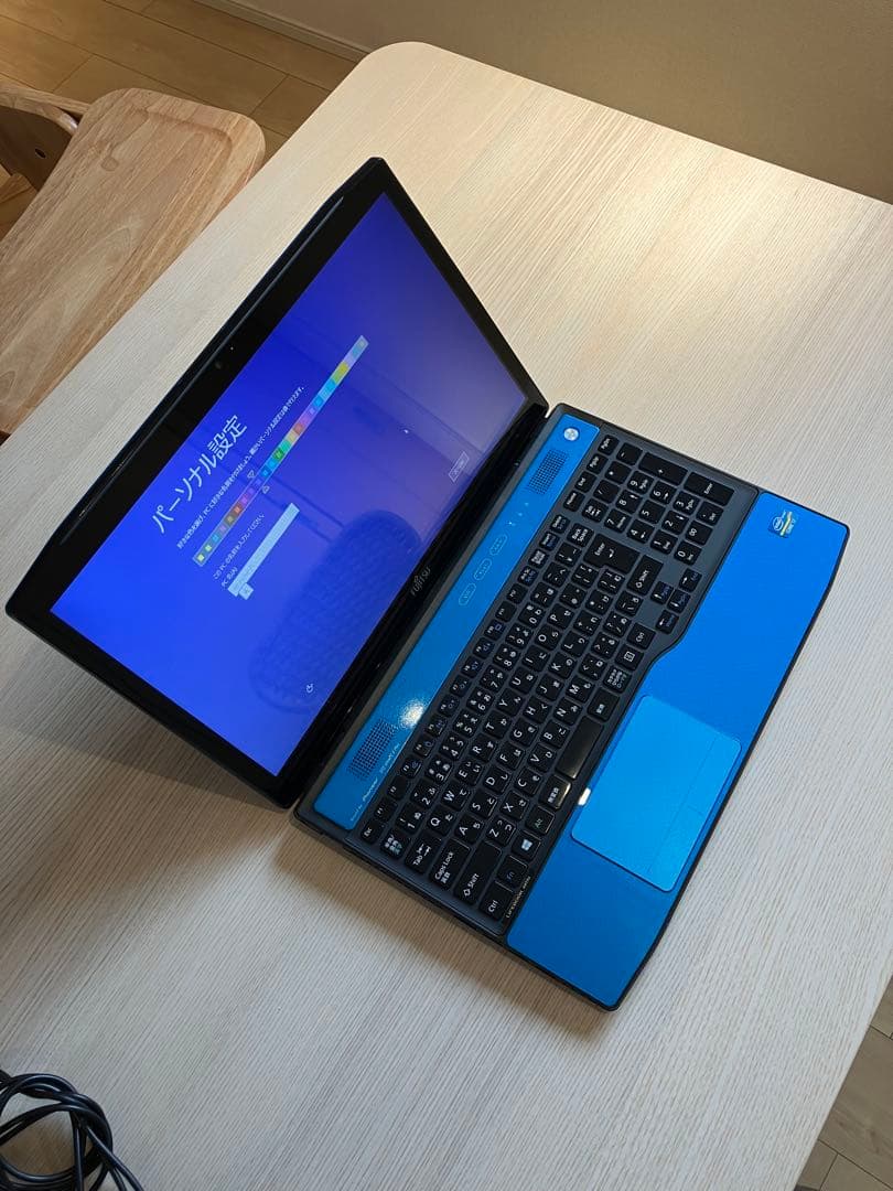 Windowsノート本体 FUJITSU LIFEBOOK AH77/J FMVA77JLKS